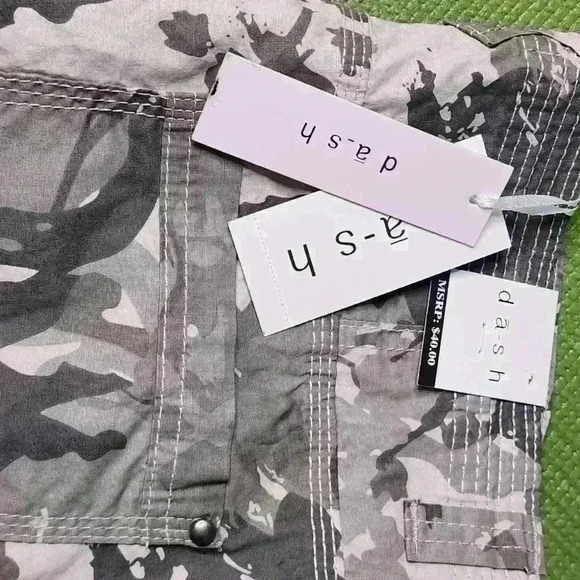 Dash Camo Old Jade Shorts. Cuffed, 4 pocket NWT size 10 - Picture 11 of 11